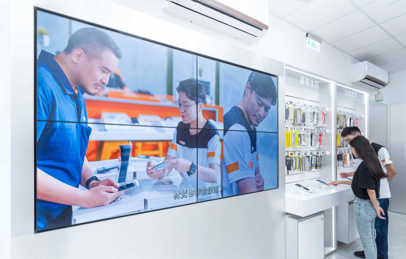 創利空間整合高品質顯示器取代傳統海報，並透過雲端數位內容公播管理系統，可輕鬆管理派送廣告訊息，實踐智慧無紙化新零售概念門市