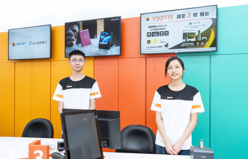 臺灣大哥大導入創利空間IMPRESS雲端數位內容公播管理系統，可從總部遠端管理及即時推播行銷文宣至全臺目標門市